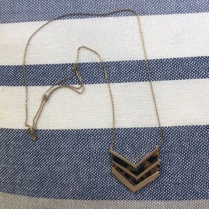 Loft Chevron necklace
